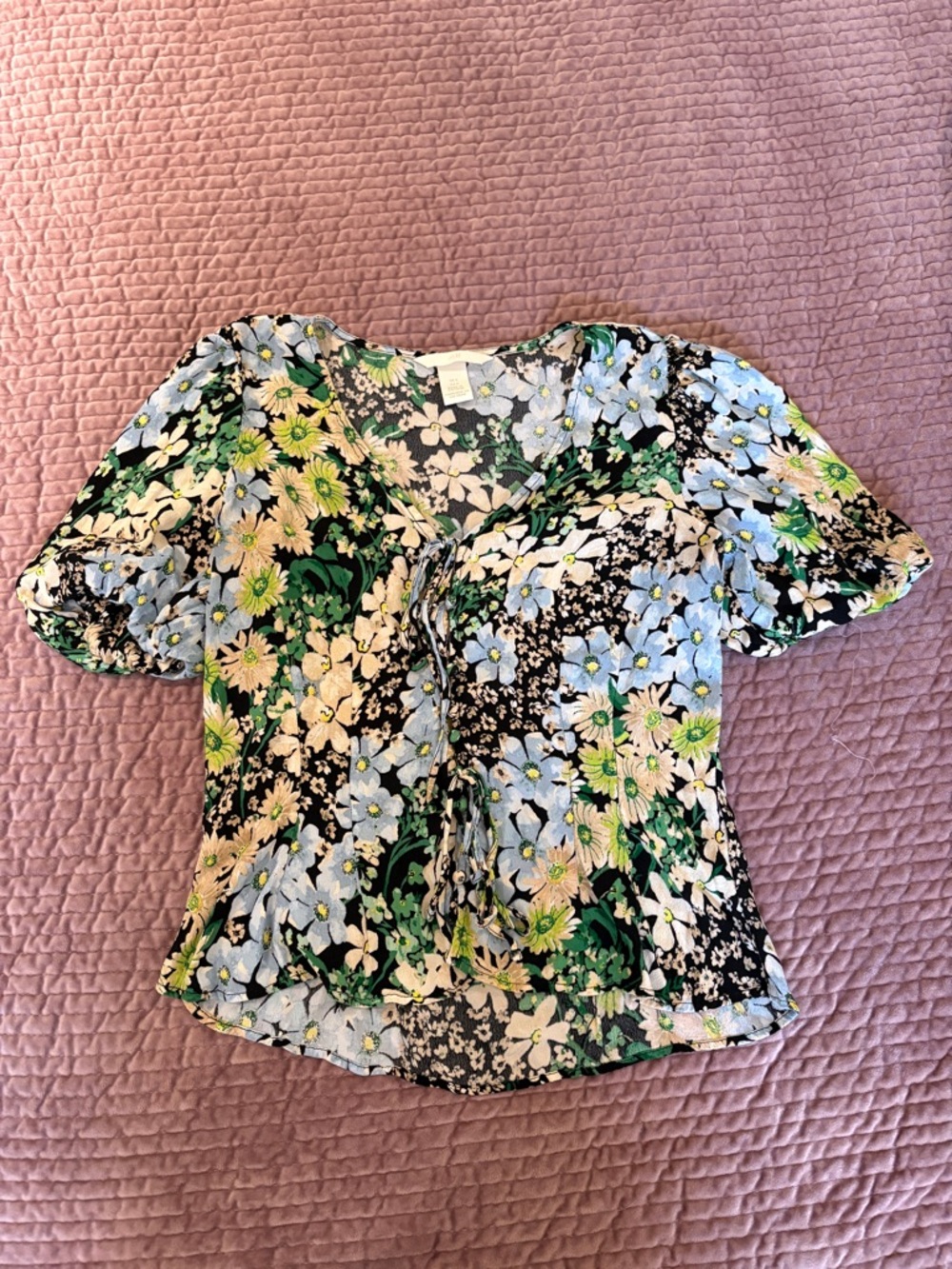 H&M Black Floral Tie-Front Puff Sleeve Top